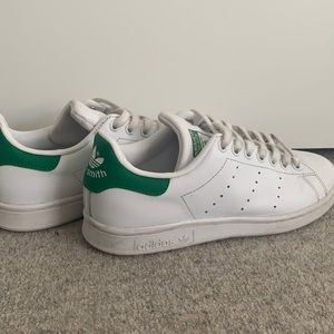 Stan smith shoes (very lightly worn)